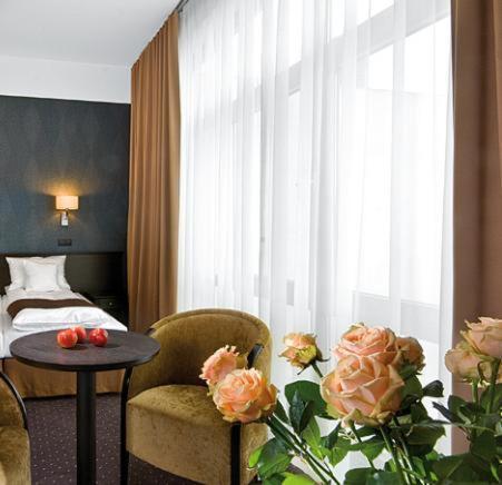 Hotel Senator Zbąszyń Exteriér fotografie