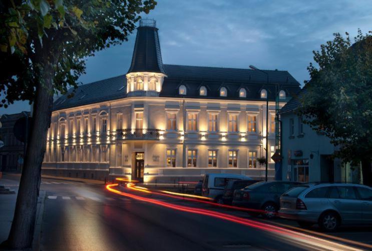 Hotel Senator Zbąszyń Exteriér fotografie