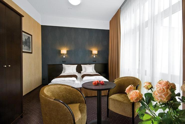 Hotel Senator Zbąszyń Exteriér fotografie